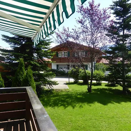 Pensjonat Silberdistel Garni 4*